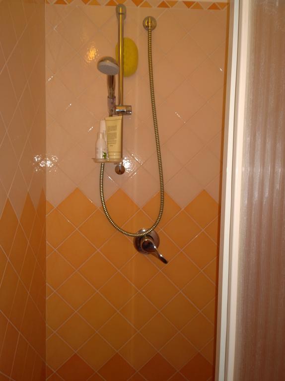 Madonna Della Rosa Apartment Chianciano Terme Cameră foto